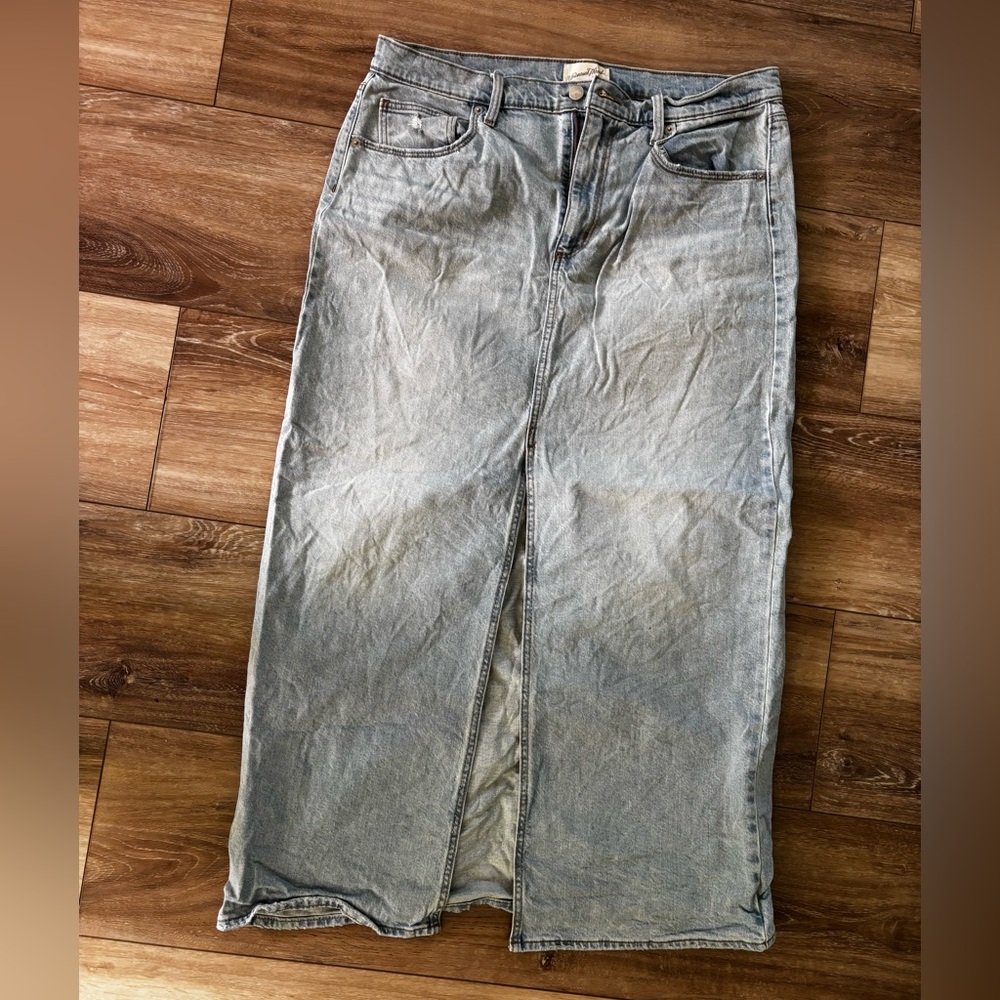 Universal Thread Washed Denim Midi Skirt